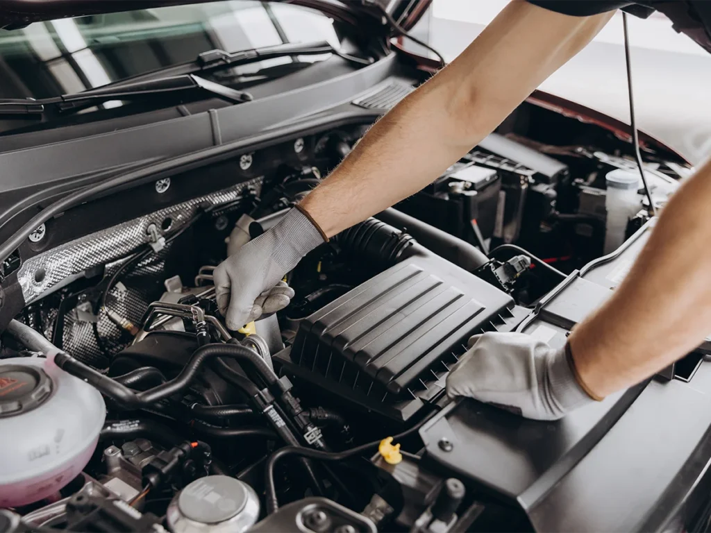 Sprawdzanie poziomu oleju